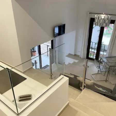 Capistrano Playa, Modern Within Walking Distance To Burriana *