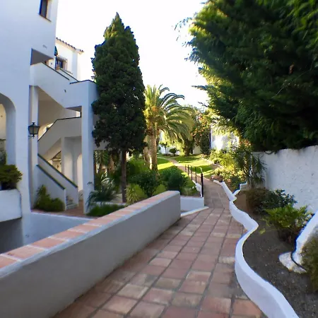 Apartment Capistrano Playa, Modern Within Walking Distance To Burriana Nerja