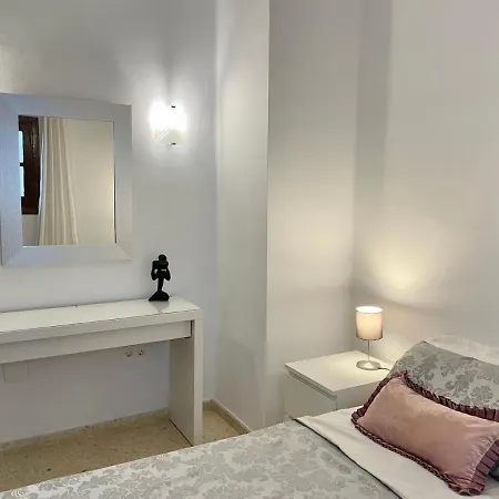 Capistrano Playa, Modern Within Walking Distance To Burriana * Nerja